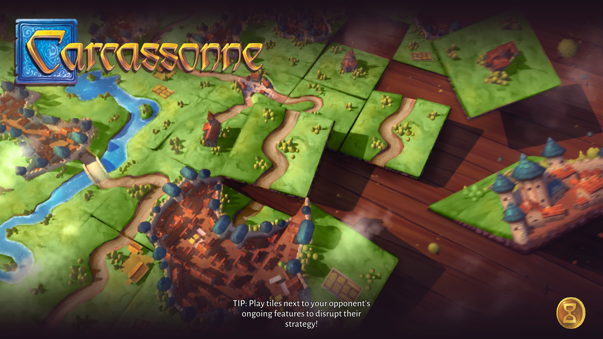 Экран приветствия в игре Carcassonne. На экране видна карта с зелеными полями, реками и замком. В левом верхнем углу - логотип 'Carcassonne'. Справа лежат карты. Внизу текст: 'TIP: Play this next to your opponent's ongoing features to disrupt their strategy!'