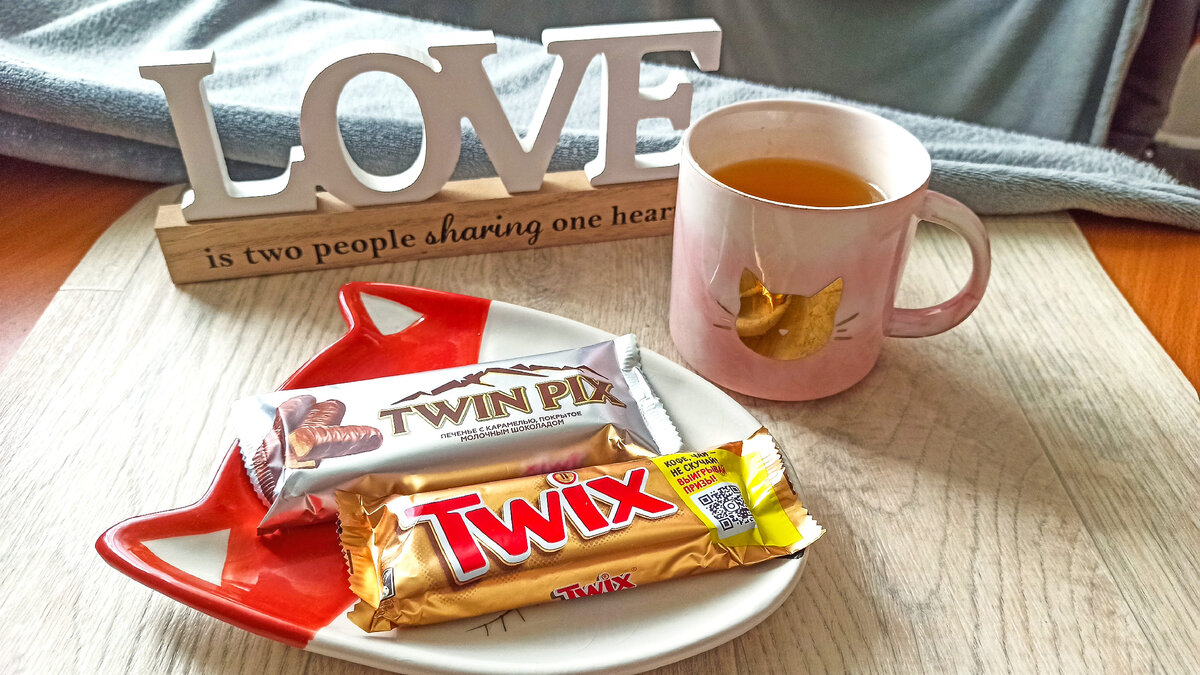 Это печенье не то, чем кажется! Сравнение "Twix" с дешёвой копией "Twin Pix" за 11,5 руб. из магазина низких цен.